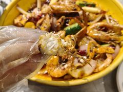 -休记光头香辣蟹干锅店(衣冠庙店)