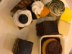 -东方豪景花园酒店·怡景旋转餐厅