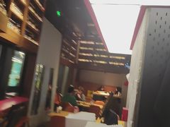 -牛啤堂精酿啤酒餐吧(五棵松华熙店)