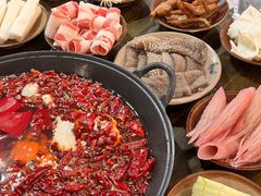 -黄潇洒老火锅(九眼桥宏济巷店)