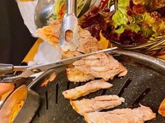 -江南猪肉商会无限续吃(弘大店)