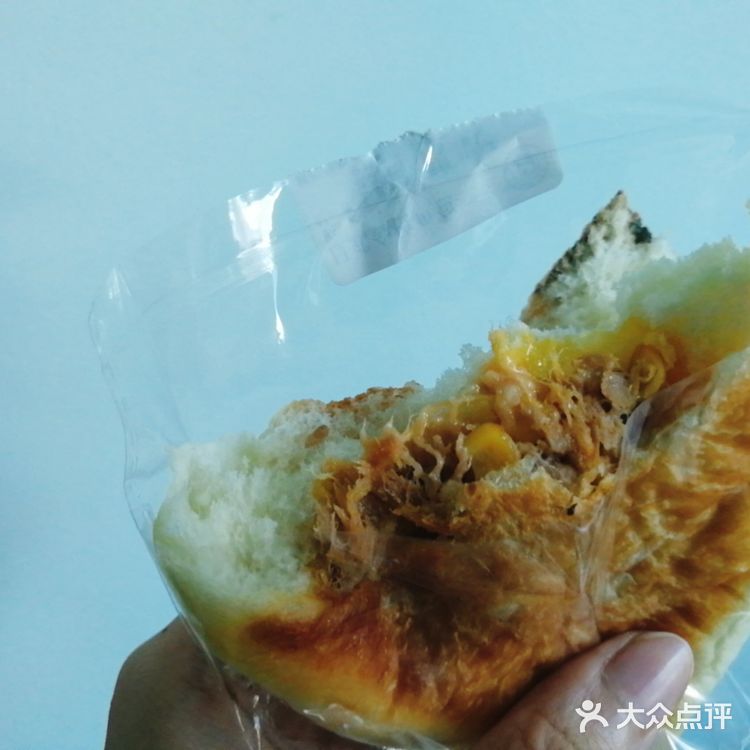 「日式盐面包」这个底！太香了 很有嚼劲的面包！我的菜