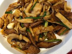 橄榄油炒三种菌菇-西贝莜面村(上海百联西郊店)