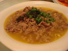 酸汤肥牛-国人川菜(李家村建东街店)