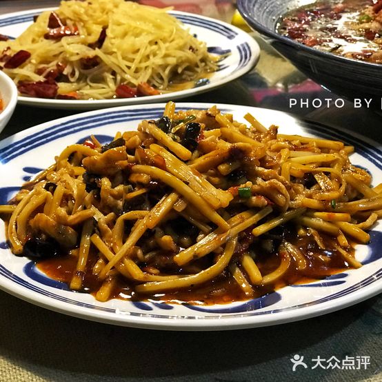 十年音八拍川味小馆(江西路店)