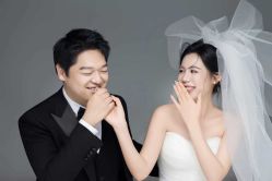-雪中彩影婚纱摄影·品控旗舰店