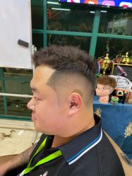 -海文先生国潮烫染男士理发馆