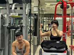 -宝力豪健身(万达广场店)