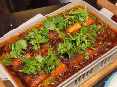 -山城外·非遗酸菜鱼(盛龙广场店)