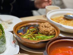狮子头砂锅-六泰居·尔滨地标·东北菜(黄河路店)
