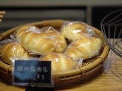 酸奶盐面包-慢熟面包店bud bread(孩儿巷店)