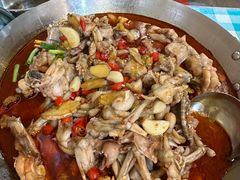 -昱龙大盆牛蛙馆(三兴街总店)