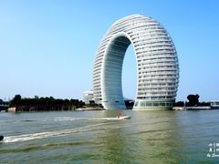 -湖州太湖旅游度假区-月亮广场