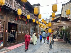 -绳金塔