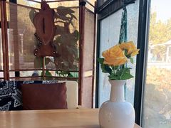 靠窗位-榴莲咖啡馆