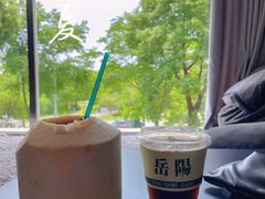 椰青美式-行山咖啡(南湖店)