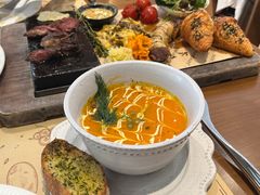 -Mark&Mars Restaurant