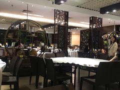 大堂-山泉公馆酒家(广州东站店)