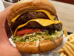 -The Habit Burger Grill 哈比特汉堡(复兴soho店)