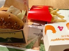 -麦当劳(中山公园龙之梦店)