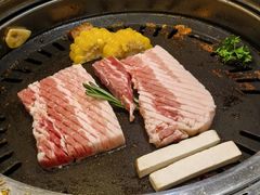 烤厚切猪五花肉-韩香福烤肉庄园(荣成店)