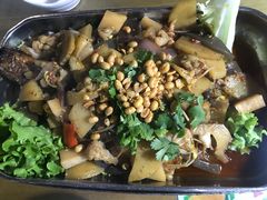 东巴烤鱼-88号小吃店·经典云南菜·地道纳西美食