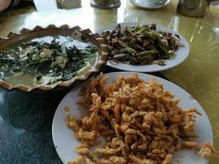 -华龙特色大骨鸡农家菜馆