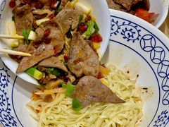 -李与白包子铺(桐梓林店)