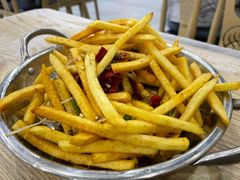 -江城燕子大排档(江汉路步行街店)