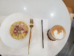 -ADO KAFE(大学城店)