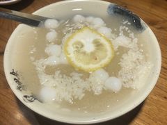 三鲜冰粉-肖四女乐山跷脚牛肉(滨江天街店)