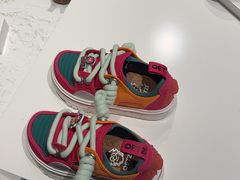 -燕莎奥特莱斯购物中心