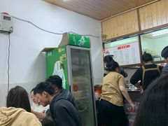 -卫卫麻辣烫(建设新村路店)
