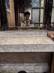-侨治发型