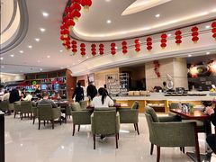 -元一希尔顿酒店·鲜切牛肉火锅禅自助餐厅