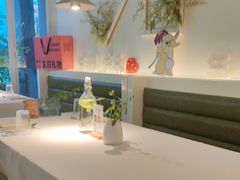 -春树下·树屋花房西餐厅(罍街AS1980店)