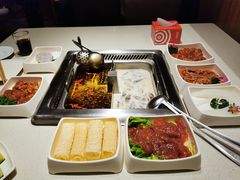 -海底捞火锅鲜切牛肉主题店(长寿路店)