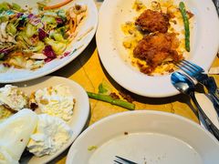 希拉鸡肉牛油果沙拉-The Cheesecake Factory 芝乐坊餐厅(王府中環店)