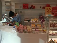 -好利来(亦庄国融店)