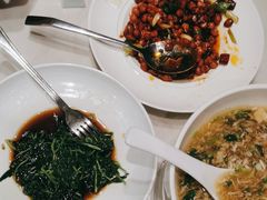 -满江红四季餐厅 · 国家五钻级酒家(新纪元大酒店店)