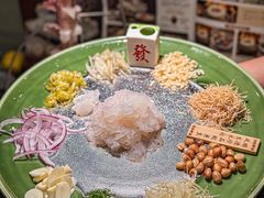 -得意咚瓜·顺德鱼生·冬瓜盅火锅