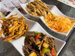 -钢阳酸菜红烧牛肉面(季乐路店)
