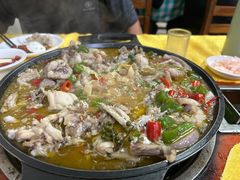 -九门寨石锅鱼烤鱼