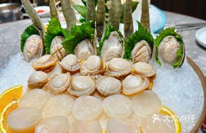 Steamed Abalone with Elegant Presentation