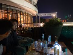 -瑰丽酒店·海吧·天际下午茶·现场DJ·天台酒吧