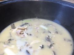 -陈大锅·岳阳鱼馆·地道岳阳菜(美食街店)