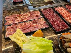 -牛里牛气· 榴莲海鲜鲜牛肉自助火锅·烤肉(横岗店)