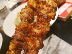 烤红柳羊肉串-蒙古人烤羊大师·绿野餐厅(工农大路店)