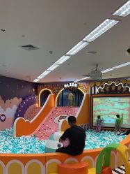 -孩子王童乐园(广州萝岗万达店)