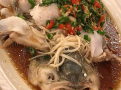 清蒸鲈鱼-天鲜阁·海鲜粤菜·33年老字号(石槎白云站店)